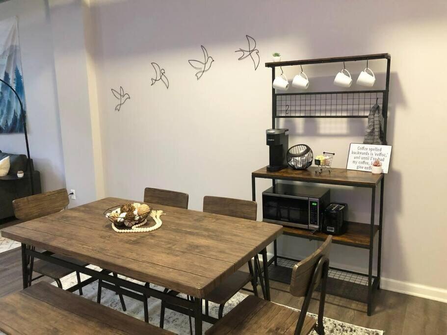 דירות Downtown Cleveland -Modern First Floor Unit מראה חיצוני תמונה