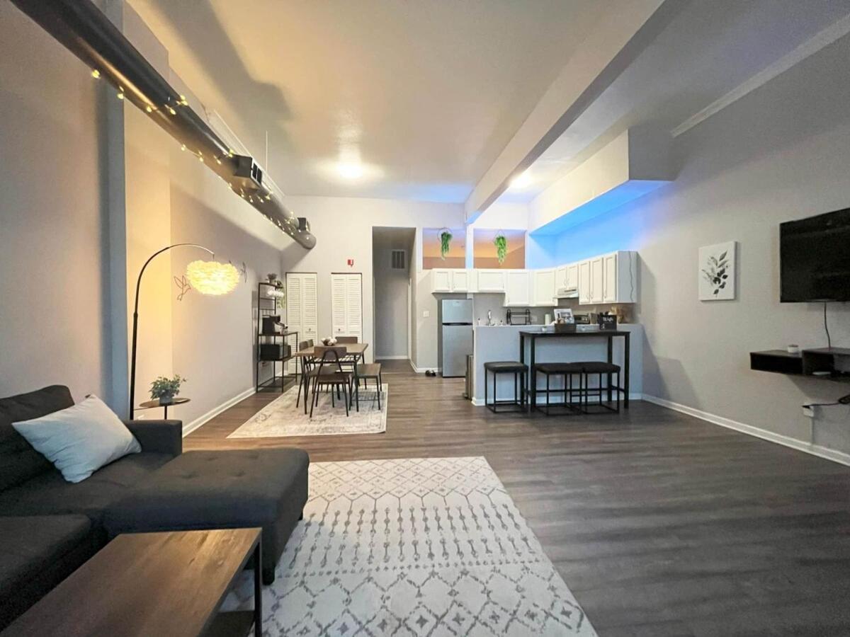 דירות Downtown Cleveland -Modern First Floor Unit מראה חיצוני תמונה